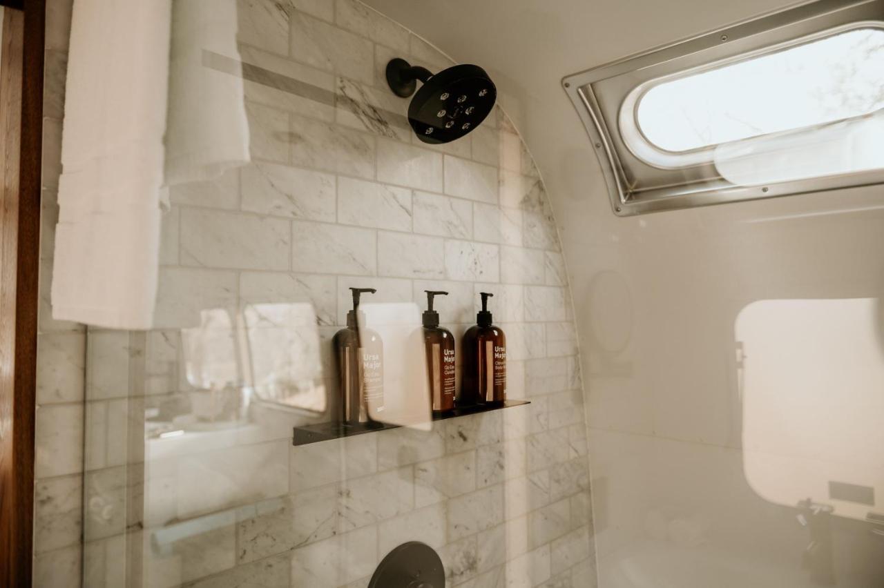 Autocamp Joshua Tree Hotel Екстериор снимка